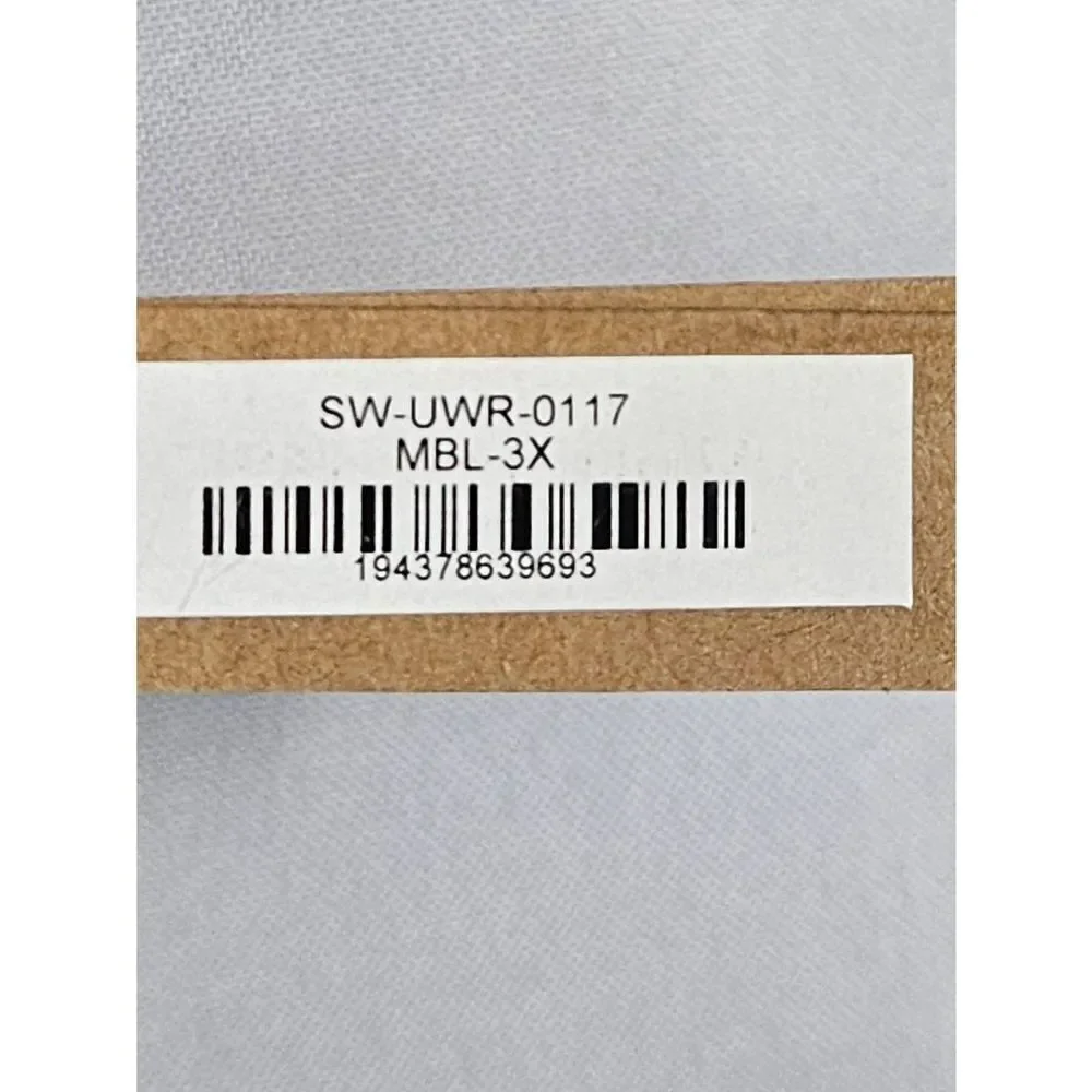 Skims underwire swim top Nwt‎